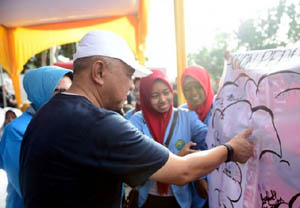 Andi Rachman Ingatkan Masyarakat Jauhi Pergaulan Bebas